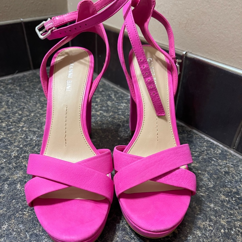 Gianni Bini hot pink heels